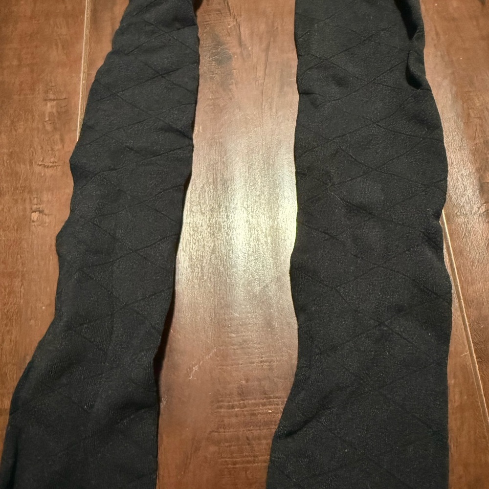 Kate Spade Elegant Black Diamond Patterned Tights - Picture 7 of 8